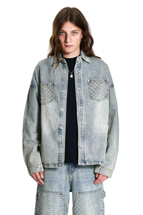 Giacca in denim con effetto consumato al laser