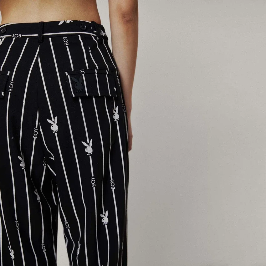 Pantaloni a righe sottili Playboy x BOY Bunny