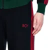 Pantaloni da tuta all’uncinetto