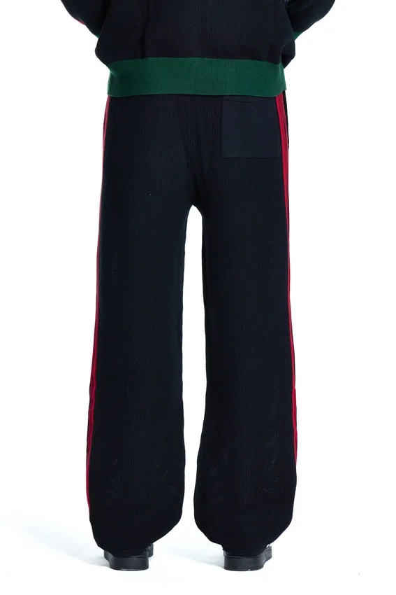Pantaloni da tuta all’uncinetto