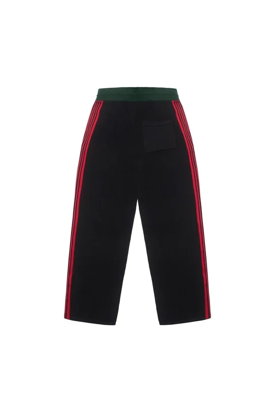 Pantaloni da tuta all’uncinetto