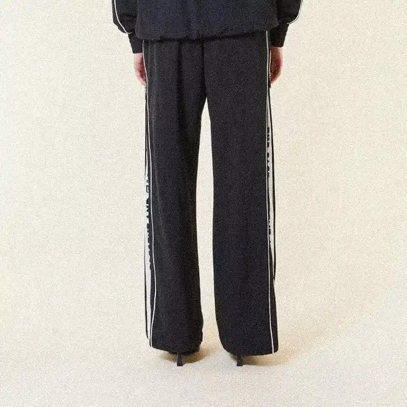 Pantaloni da tuta Past Present Future Boy Boy